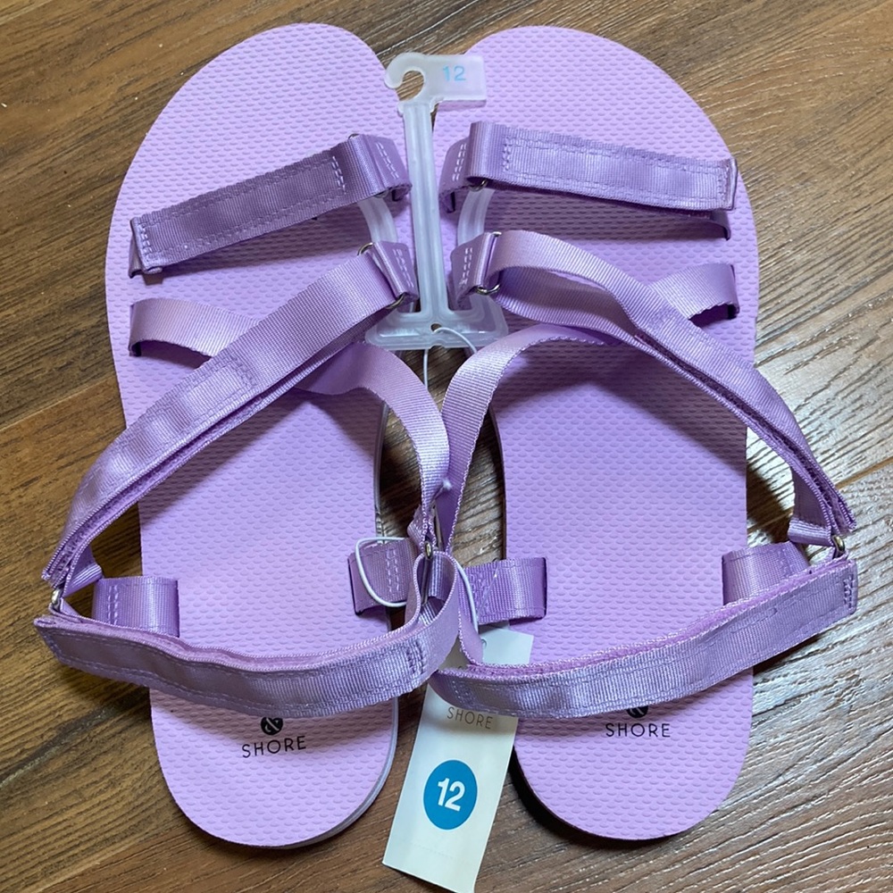 🎉FINAL PRICE!🎉 NWT Shade & Shore Lavender Velcro Strap Sandals Assorted… - Picture 1 of 4